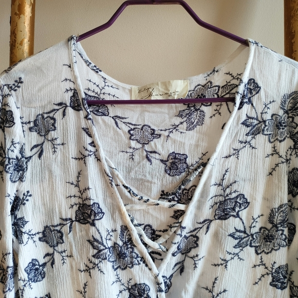 Navy and White Embroidered Bell Sleeve Blouse - Picture 7 of 17